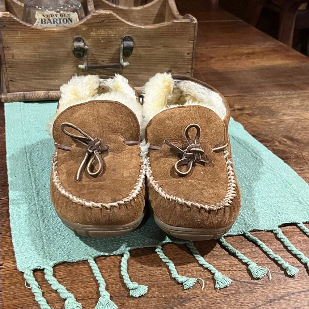 L.L. Bean Wicked Good Slippers